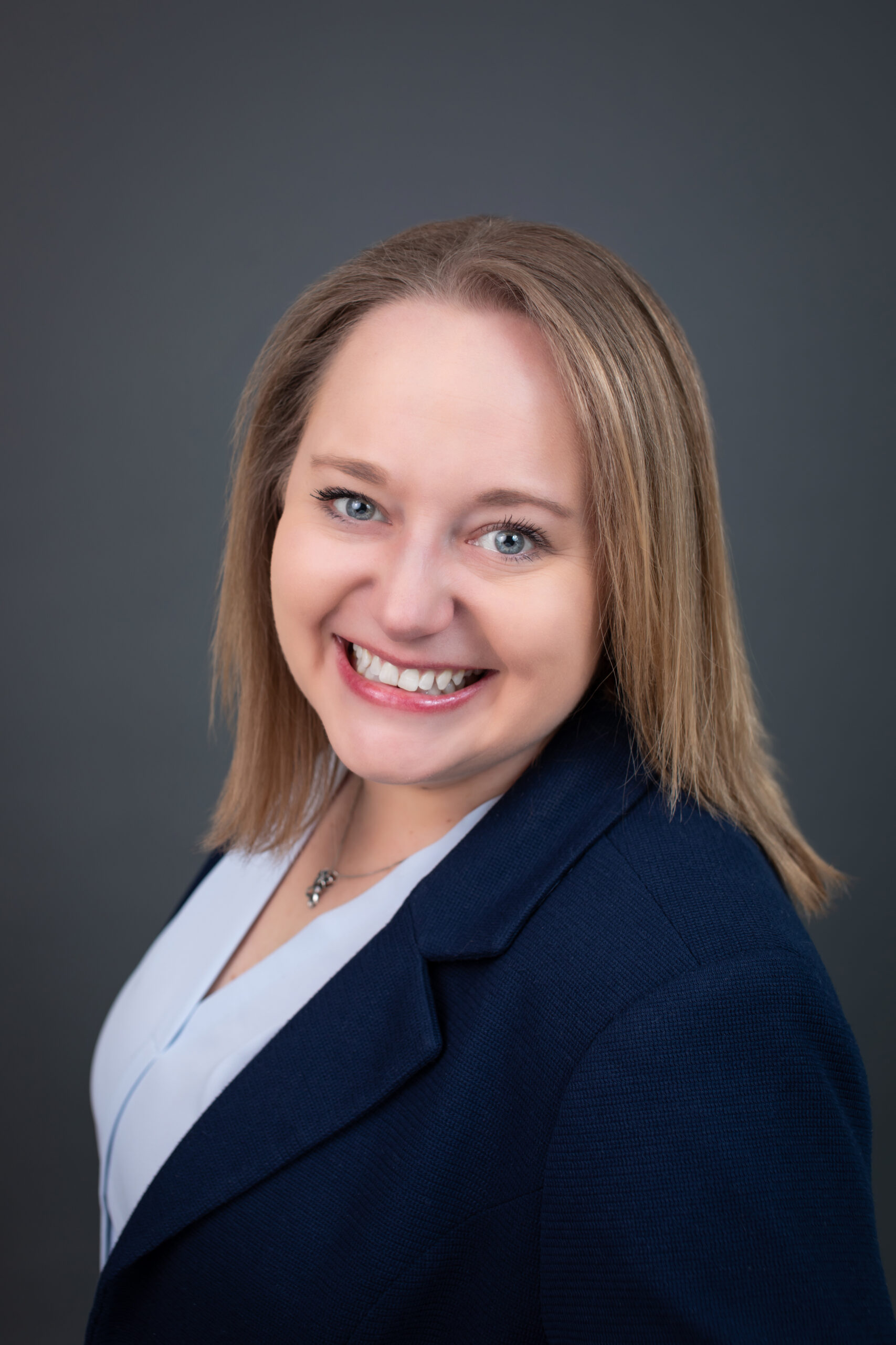 Headshot-Handy, Valarie-2024.02